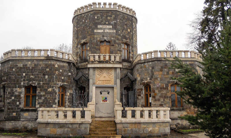 castelul iulia hasdeu